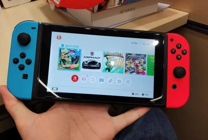 國行版switch玩法_日版switch怎么玩國行游戲_國行switch真的坑啊